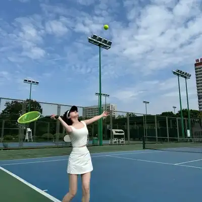 贾亮嘉